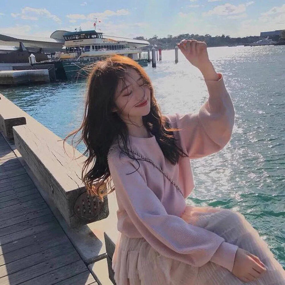 手机有鬼海报